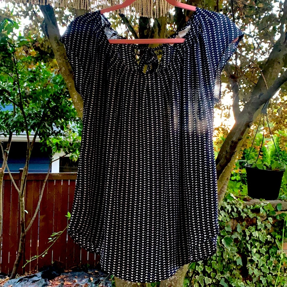 LC Blue blouse with white hearts